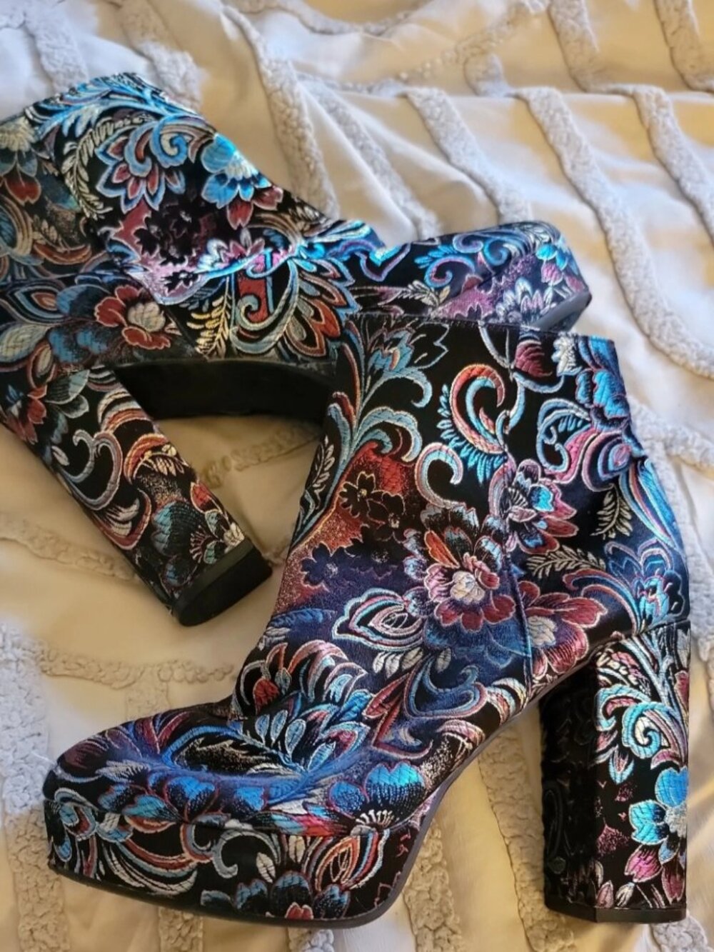 Bamboo Floral Platform Ankle Boots Size 9